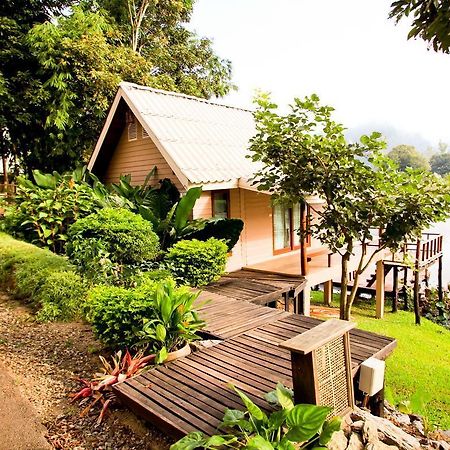 The Nature Club Resort Сангхла-Бури Экстерьер фото